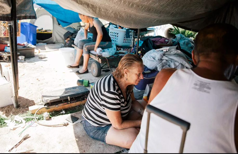 Curbed-LA-homeless-heat