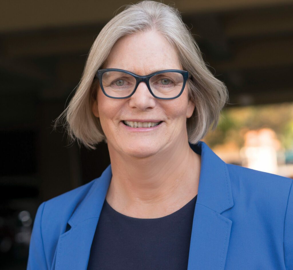 Elizabeth-Benson-Forer-Venice-Family-Clinic-scaled-1024×1024-1024×944